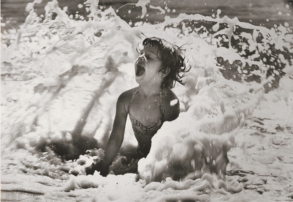 Alfred Eisenstaedt - Girl in Surf, Jones Beach, NY