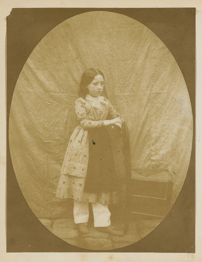 Hippolyte Bayard - Portrait d’une Jeune Fille (Georgina Benoist) avec Chaise