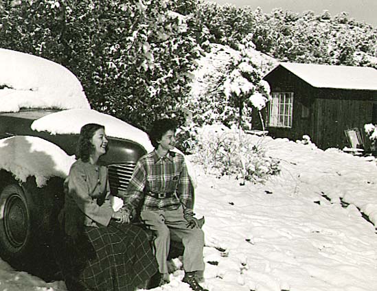Man Ray - Dorothea Tanning and Juliet Man Ray in Arizona