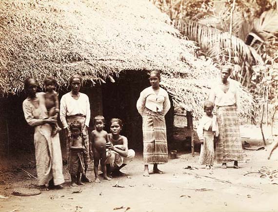 Skeen or Scowen (attributed to) - Group of Ceylonese Women and Their Children